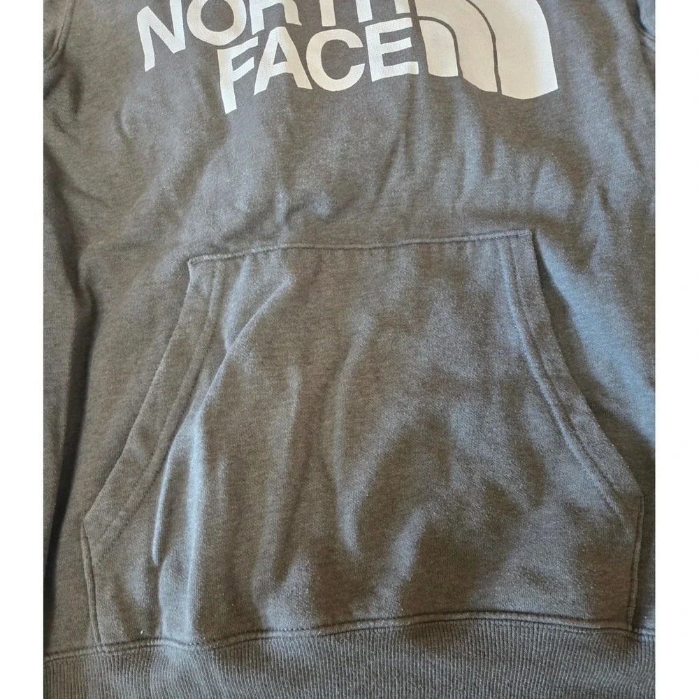 The North Face Hoodie Gray Pullover Sweatshirt Mens Small Logo Pocket Fleece‎